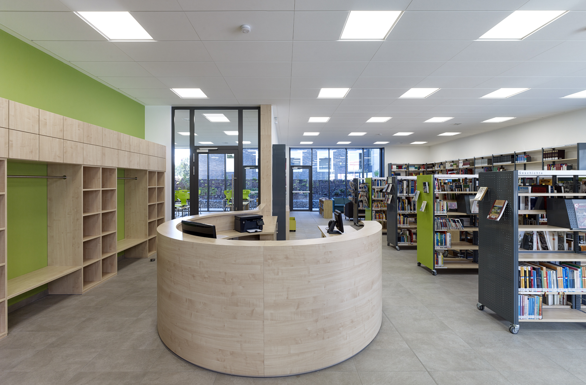 Cusanus Gymnasium Wittlich Neubau Innenraum Bibliothek